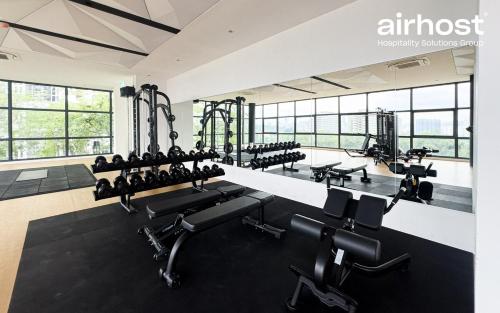 MET 1 Residences Mont Kiara by Airhost - image 5
