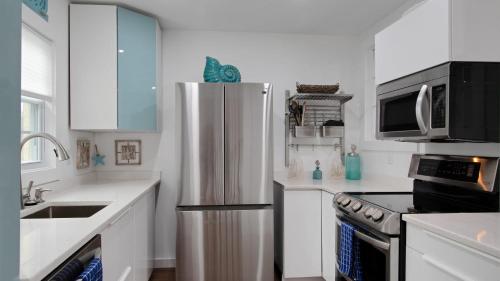 設施, Shem Creek Retreat by AvantStay 10 Mins to Downtown Charleston Yard Patio in 芒特普萊森特