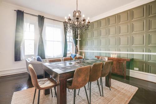 Buckingham Palace 4br Family Stay & Cathedral View, London (photo 4)