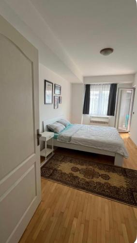 Room with a balcony Near center, Skopje (photo 4)