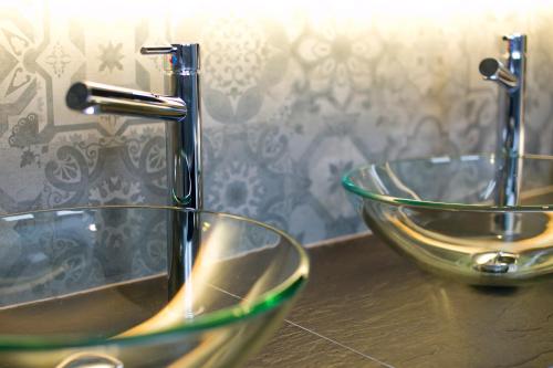 47 Luxury Suites - image 12