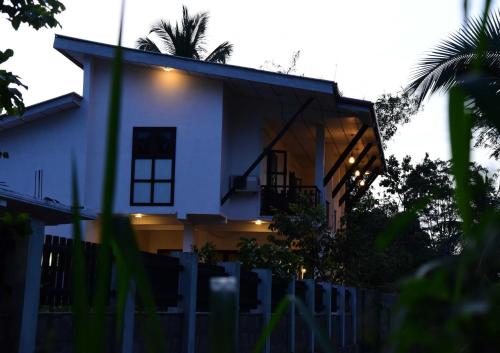 Balcony Rest