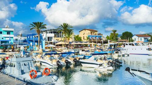 Silver View Apartment in Polis