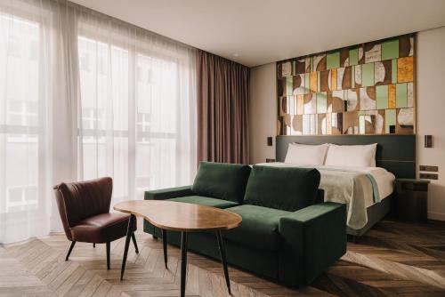 The Cyrus Hotel in روكلو