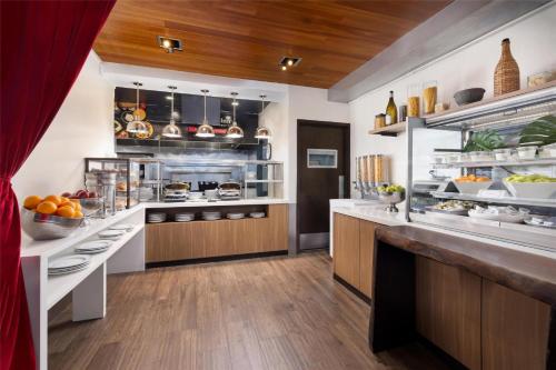 Hilton Garden Inn New York - Times Square Central, New York (fotografie 3)