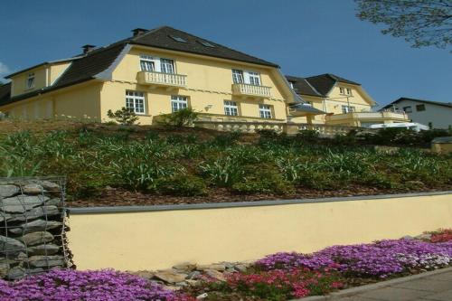 Relaxa at a luxurious villa in Bad Pyrmont, Bad Pyrmont (photo 3)