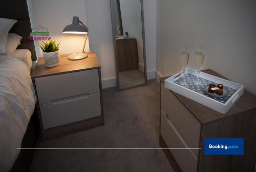 Last-Minute Offer l Exclusive Deal on 2-Bed, 2-Bath for 4! l Manchester City Loft by Hedgerow, Manchester (photo 10)
