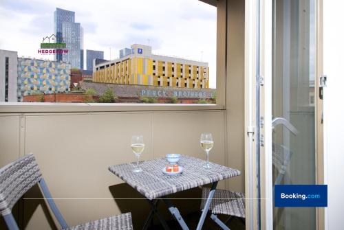 Last-Minute Offer l Exclusive Deal on 2-Bed, 2-Bath for 4! l Manchester City Loft by Hedgerow, Manchester (photo 8)
