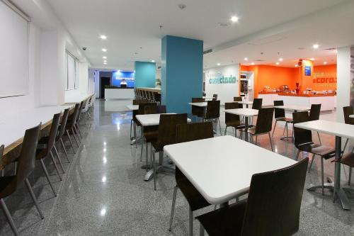 餐廳, One Guadalajara Periférico Poniente in 瓜達拉哈拉郊區
