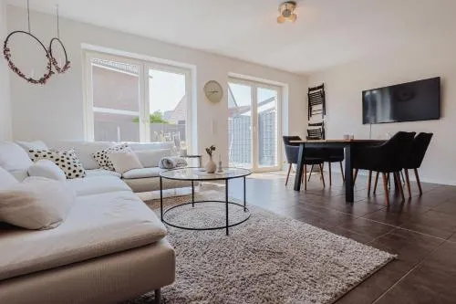 Zentral. Stylisch. Toni House mit viel Platz! in Lingen Ems, Deutschland