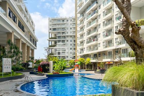 2 BR Family Suite, Netflix, Pool View