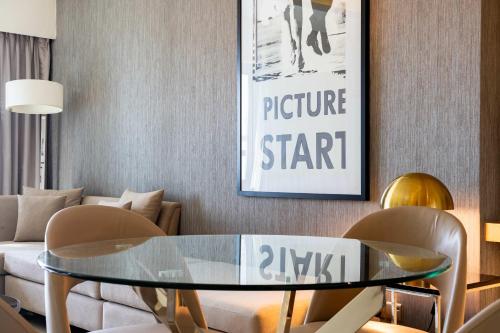 TRPS - Paramount Tower D, Business Bay - Premium 1BR Furnished, High Floor, Ready Move In, Dubaj (zdjęcie 8)