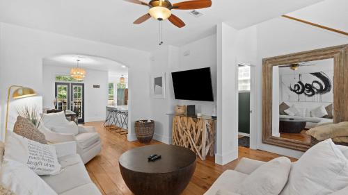 Coastal Soul 393 by AvantStay Near Boat Ramp Bay Private Yard in Santa Rosa Beach, USA