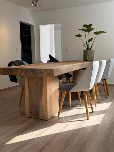 NOOQA - Comfort Riverside Home -160 qm, 2 Floors, Cologne (photo 6)