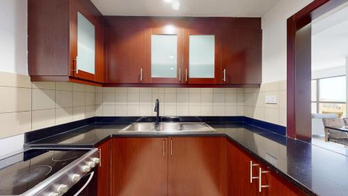 Vacationer Holiday Homes I Royale 3 Bedroom I Steps to JBR Beach I Jumeirah I Free Gym, Pool, Parking & Wi-Fi, Dubaï (photo 7)