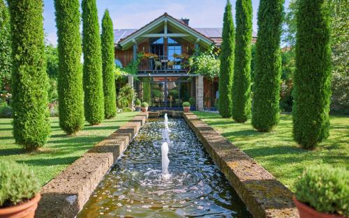 Kert, ÜbermAlztal Gartenblick (UbermAlztal Gartenblick) in Altenmarkt an der Alz