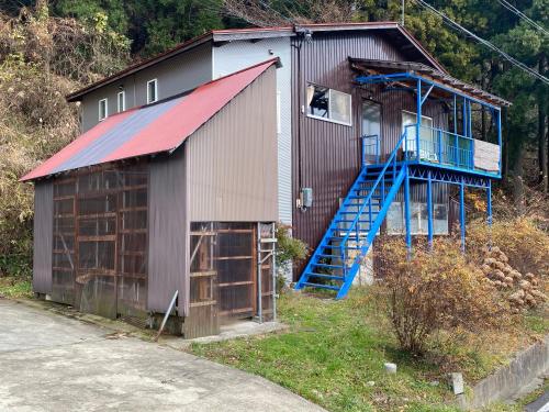 コテージ自給自足上世屋