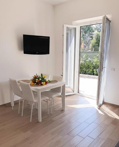 La Bouganville Roma - Grazioso appartamento con giardinetto, Рим (фото 2)