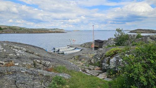 Cottage with sea view at Tjorn Island, Stora Dyrön (фото 5)