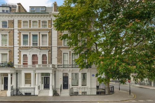 Collingham Road - 1 Bedroom Apartment III - image 2