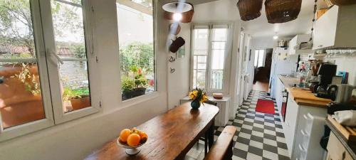 Maison 7 pers coeur de chtx cour wifi - Location saisonnière - Châteauroux