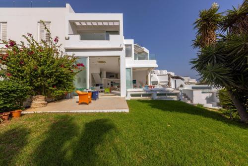 Protaras Seafront Villa AleMar - image 5