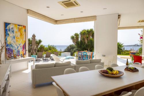 Protaras Seafront Villa AleMar - image 3