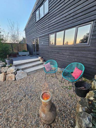 Upper Winstone Pond Lodge in Godshill and Wroxall