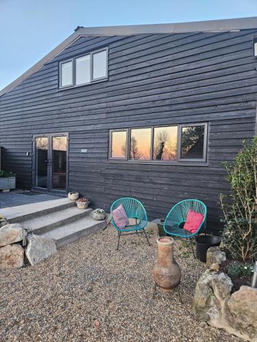 Upper Winstone Pond Lodge in Godshill and Wroxall