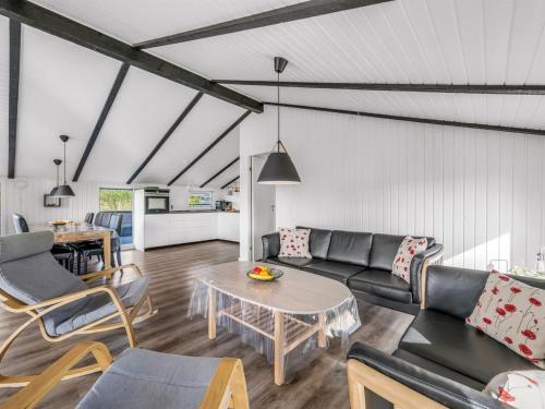 Holiday Home Teoline - 500m to the fjord by Interhome in Hvide Sande
