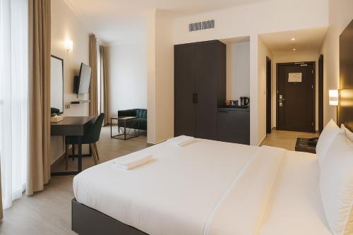 Garden City Hotel Room Type - Superior Double or Twin Room