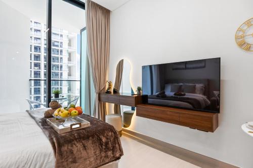 luxury Madrid Studio-Binghatti Azure, Дубай (фото 7)