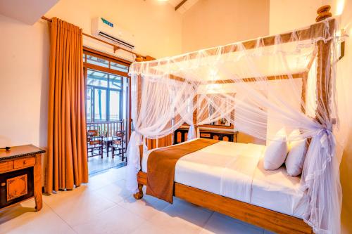 Amara White Villa in Bentota