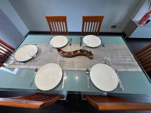 House sleeps 5 Orly Airport Paris in Arcueil