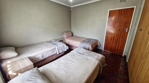 House Accommodation, Sasolburg (zdjęcie 8)