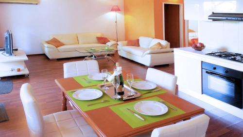 Orange Bamboo Suite, Split (photo 6)