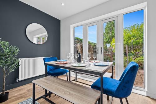 NEW! 4BR by Warwick Castle with Driveway, Near M40, Warwick (fotografie 6)