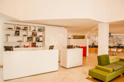 ล็อบบี้, เฟียสตา อินน์ มอนโคลบา (Fiesta Inn Monclova) in มอนโคลว่า