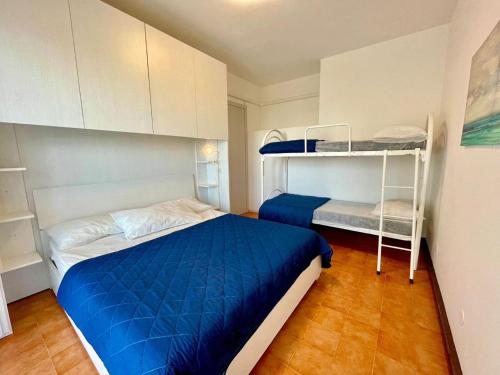 Beachfront flat with sea view, Порто-Санта-Маргерита-ди-Каорле (фото 3)