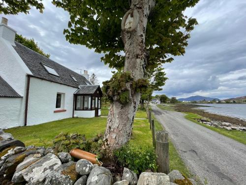 . Lag Cottage