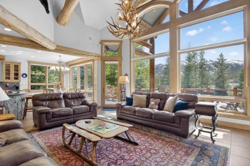 Mountain Bear Lodge – Breckenridge, CO