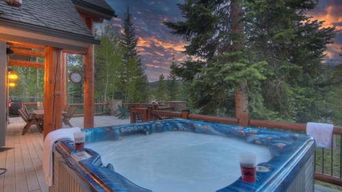 Mountain Bear Lodge – Breckenridge, CO