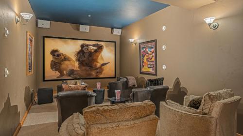Paradise Meadow Lodge – Breckenridge, CO