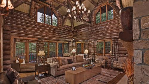 Pioneer Lodge in Beaver Creek, USA