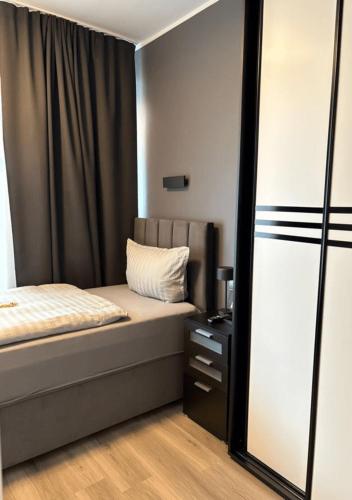1 twin bed