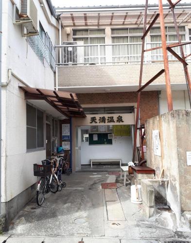 Close to Beppu station and cheap! Free parking! Fully renovated
