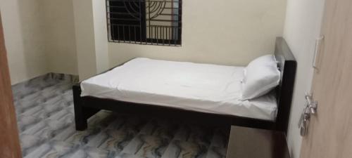 Madanpur Guest House in Narayanganj
