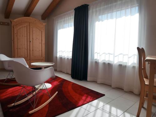 Suite with Mountain View