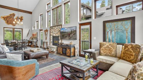 Ski Hill Sanctuary – Breckenridge, CO