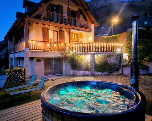 vířivka, La Bigourdane Grand gîte confortable & Spa (La Bigourdane Grand gite confortable & Spa) in Campan